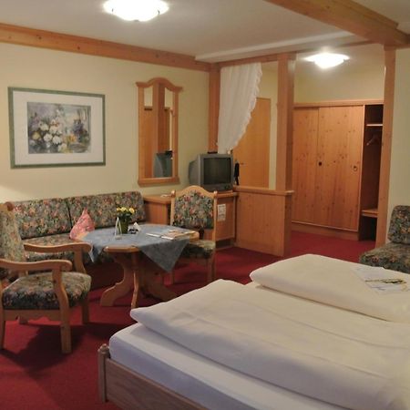 Akzent Hotel Am Bach Dettelbach Luaran gambar