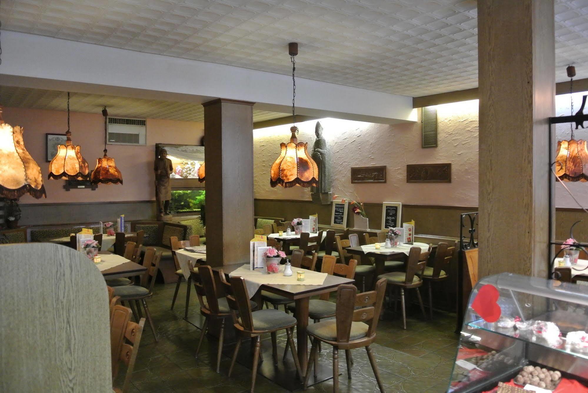 Akzent Hotel Am Bach Dettelbach Luaran gambar